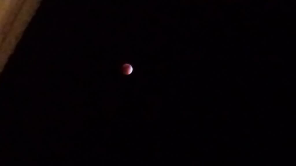 Éclipse de sang 