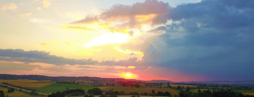 Orage et coucher de soleil