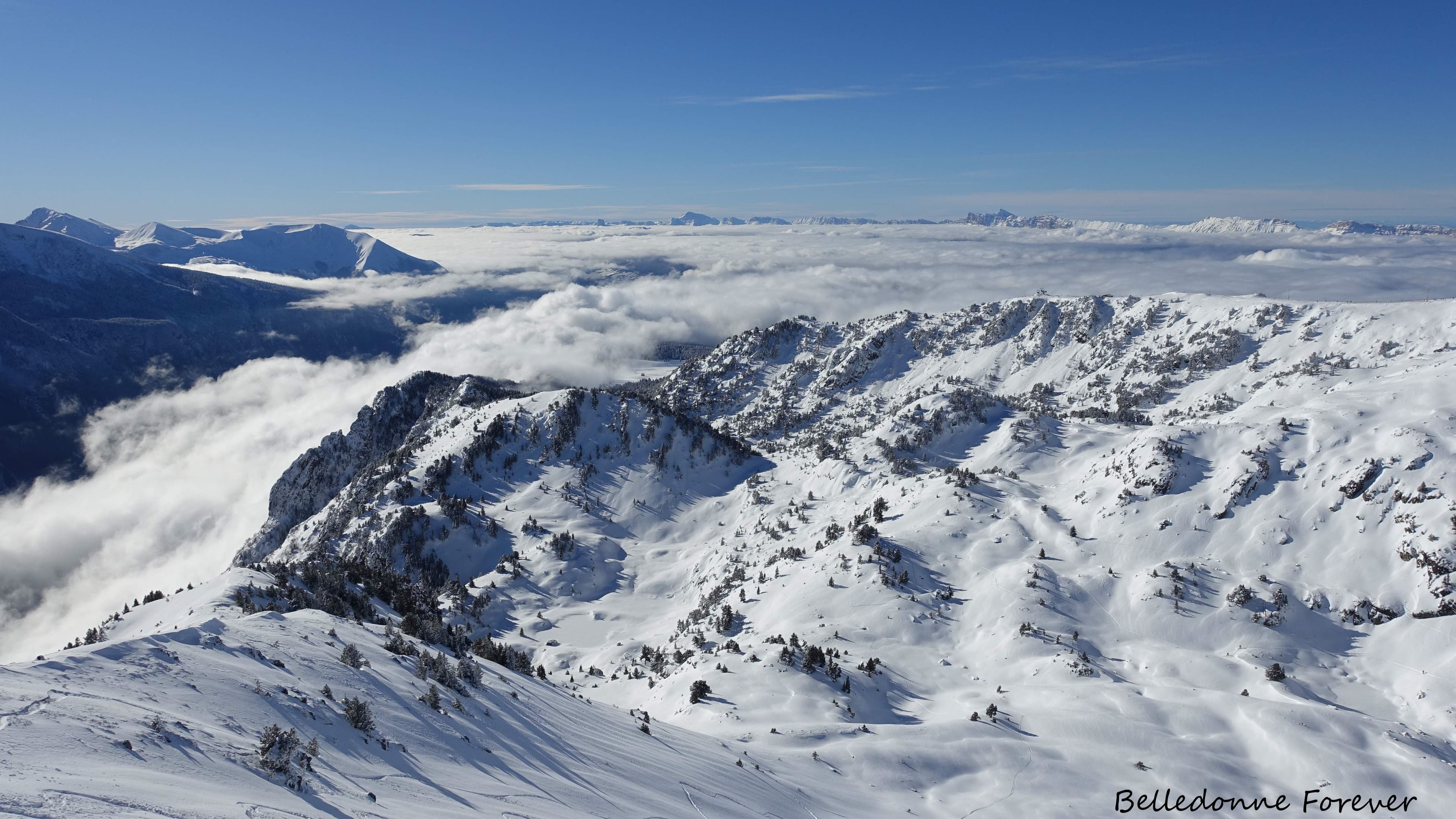 Mer de nuages vers 1600m A.P.