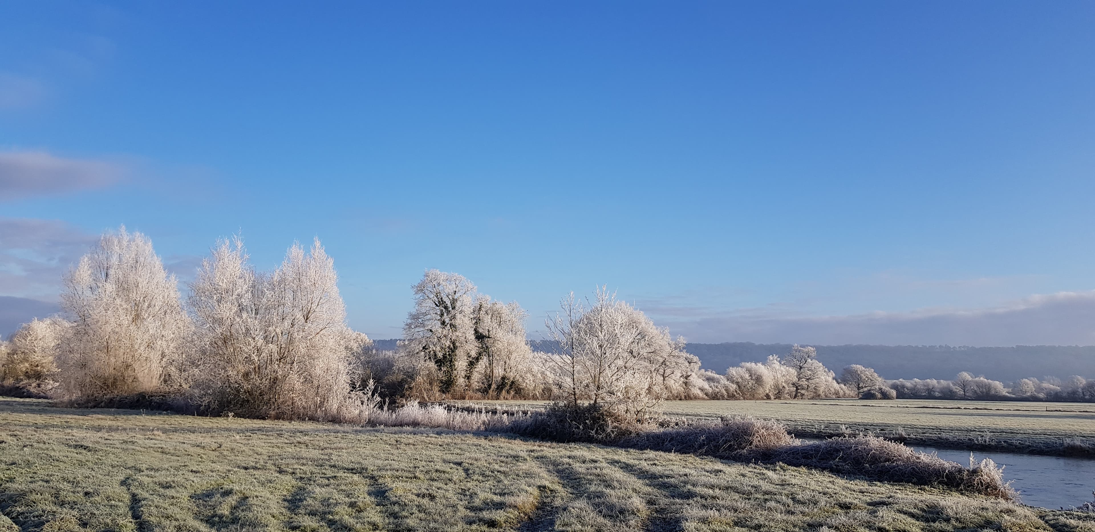 La vallée de la Risle sous le givre