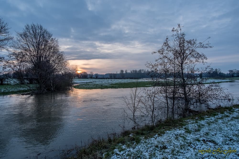 Crue et saupoudrage au lever