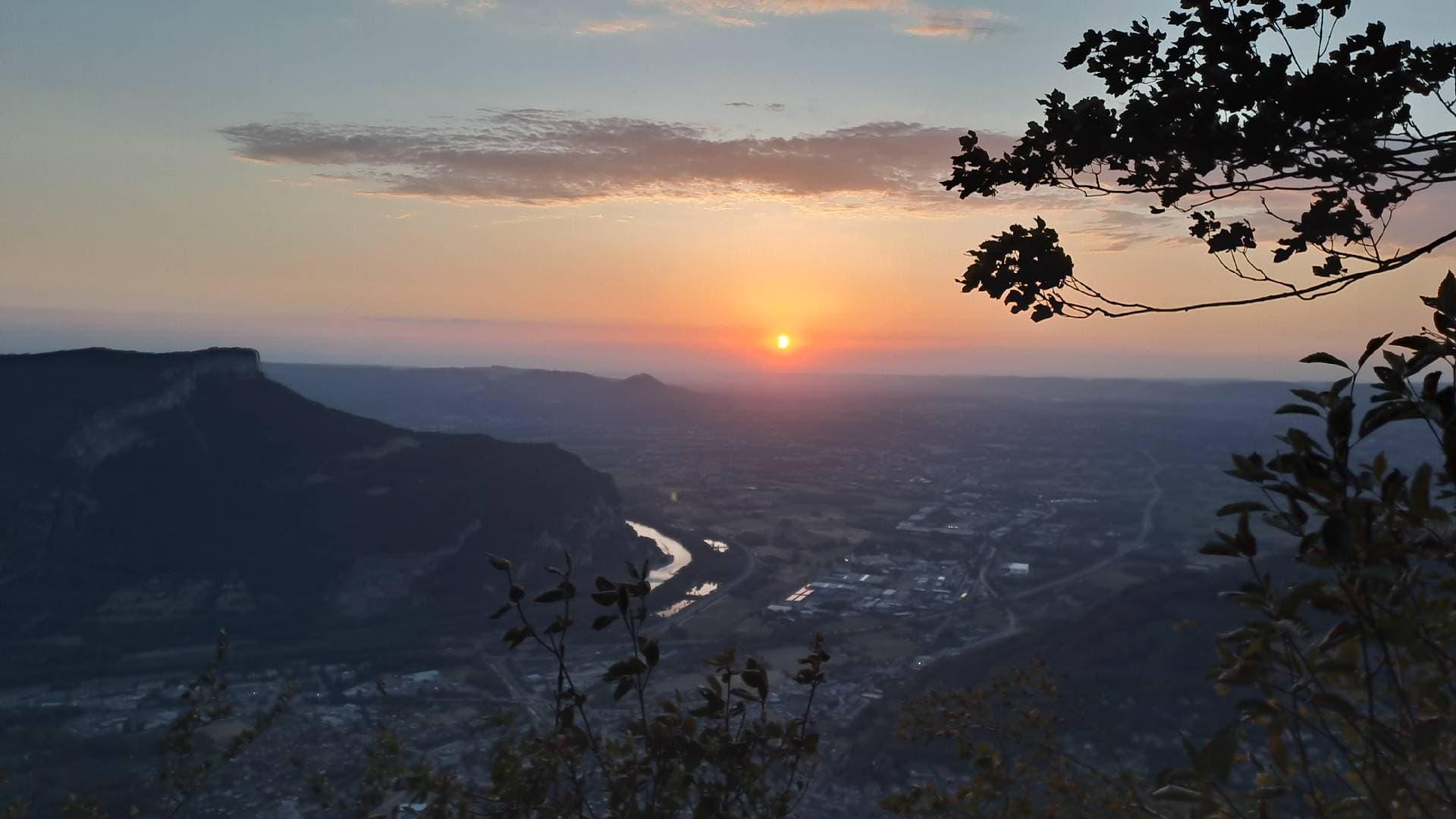 coucher-de-croissant-de-soleil