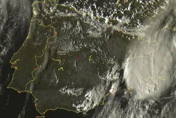Image d'illustration pour Orages violents en Méditerrannée