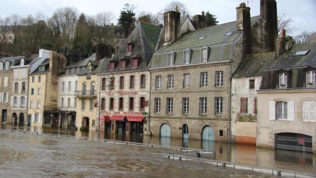 Image d'illustration pour Suivi de la dépression Tini - inondations en Bretagne
