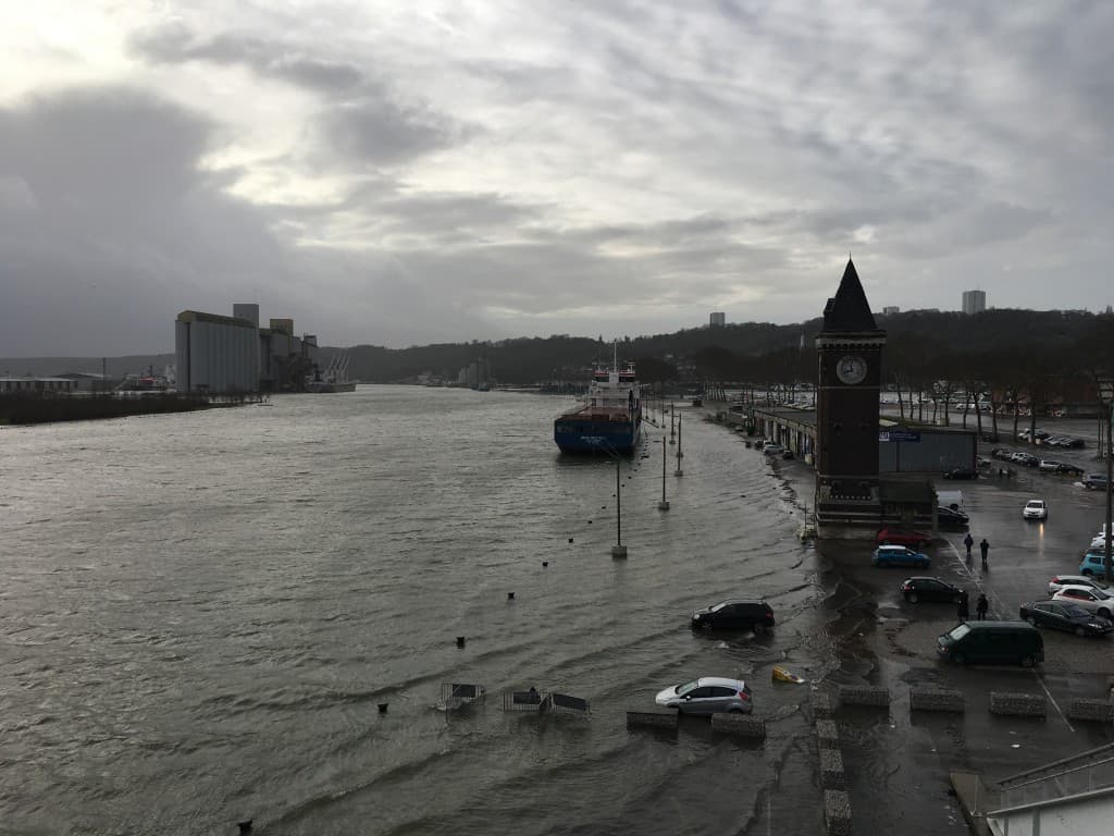 Quai inondés, vue du 6eme pont