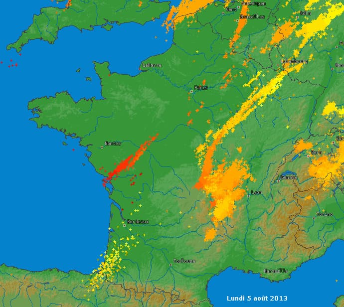 Image d'illustration pour Orages violents en Auvergne et Bourgogne - vigilance